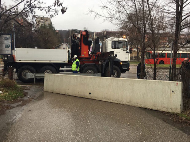 Затворен пут смрти на Ади Хуји